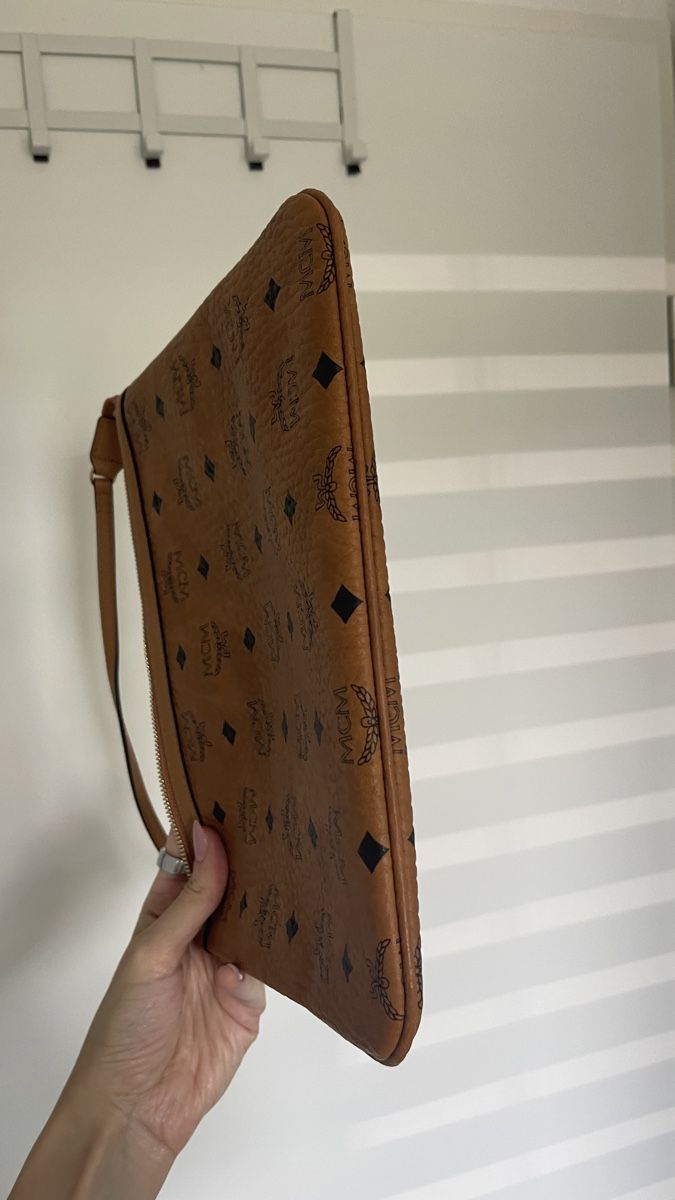 Mcm Borse da donna: MCM Tasche pochette clutch – Nuovo (secondo la descrizione) da Lausen venduto da sim_hgp6 4