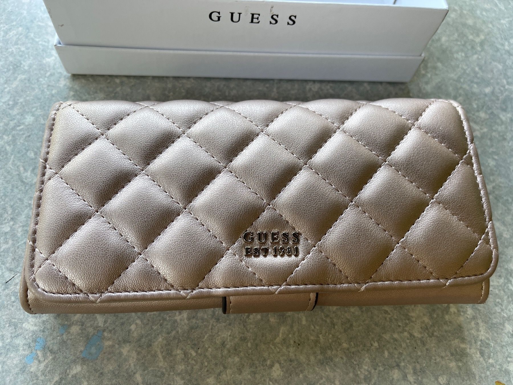 Guess Portamonete: Guess grosses Portemonnaie – Usato da Schönenwerd venduto da d.chiara 2