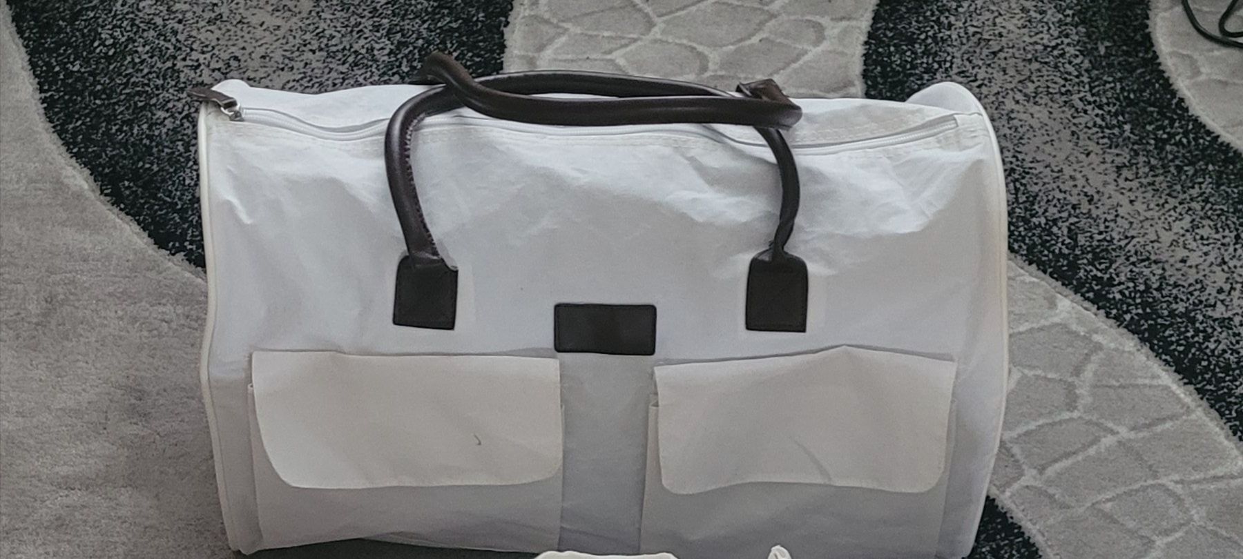 Sacs femmes: Sac de voyage 45x25x22 – Neuf (Voir description) à Vevey par x_y_f