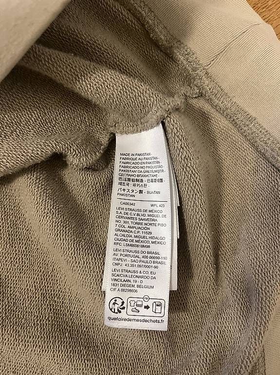 Levi's Pullover & Sweatshirts: Levis Hoodie M beige – Gebraucht aus Basel von blumenkimd 3