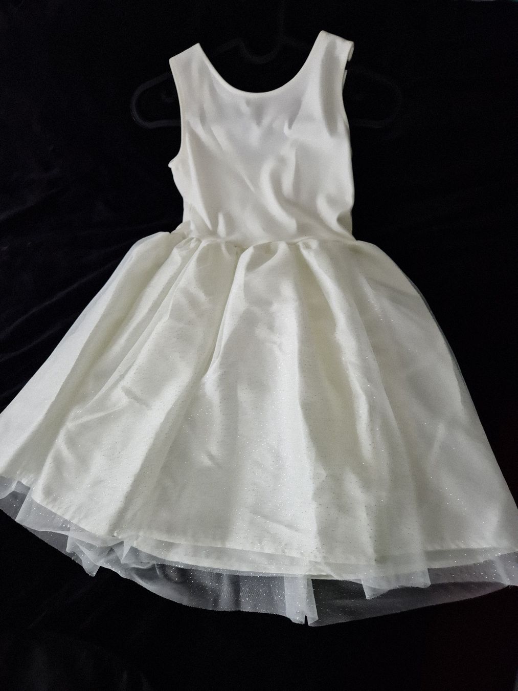 Vestiti & Gonne: Mädchen Kleid Grösse 122/128 – Usato da Leuggern venduto da MonaM90 1