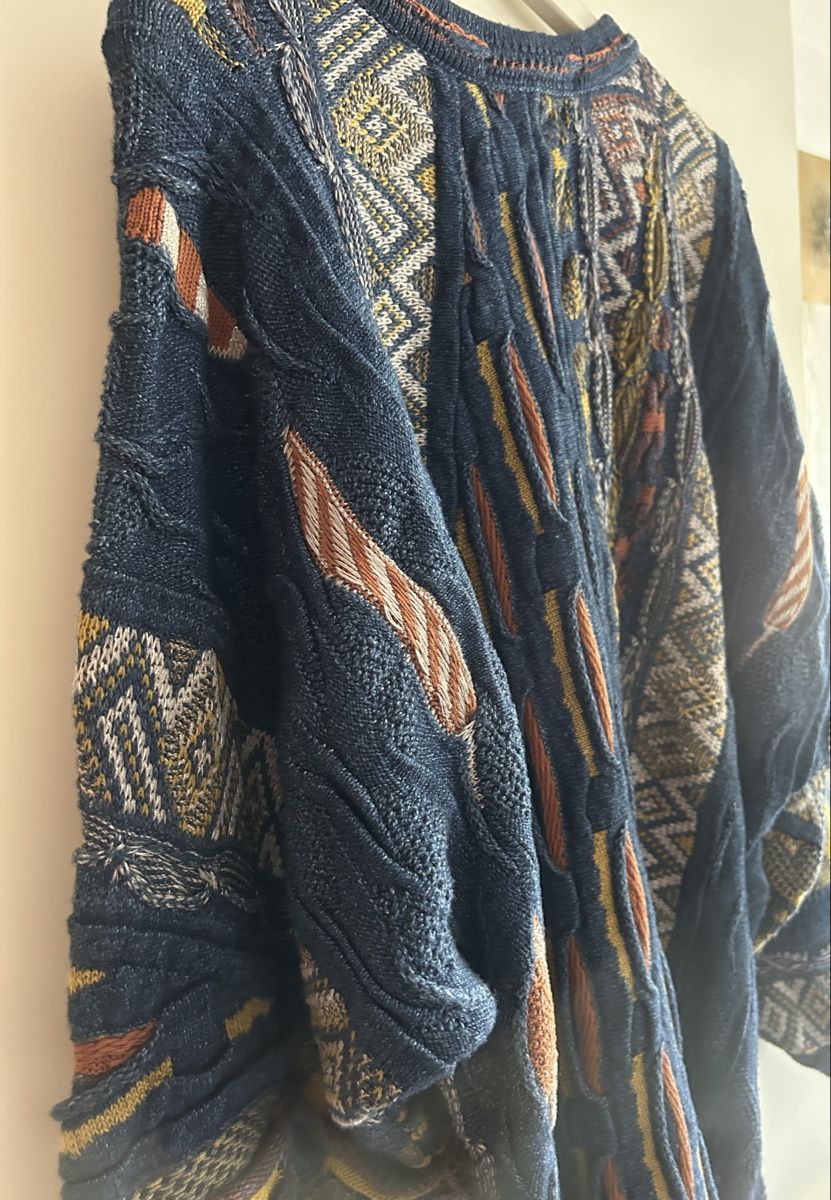 Pullover & Sweatshirts: Pull Coogi Blues Vintage, Taille M, en super état! – Gebraucht aus L'Isle von DanielGed 4