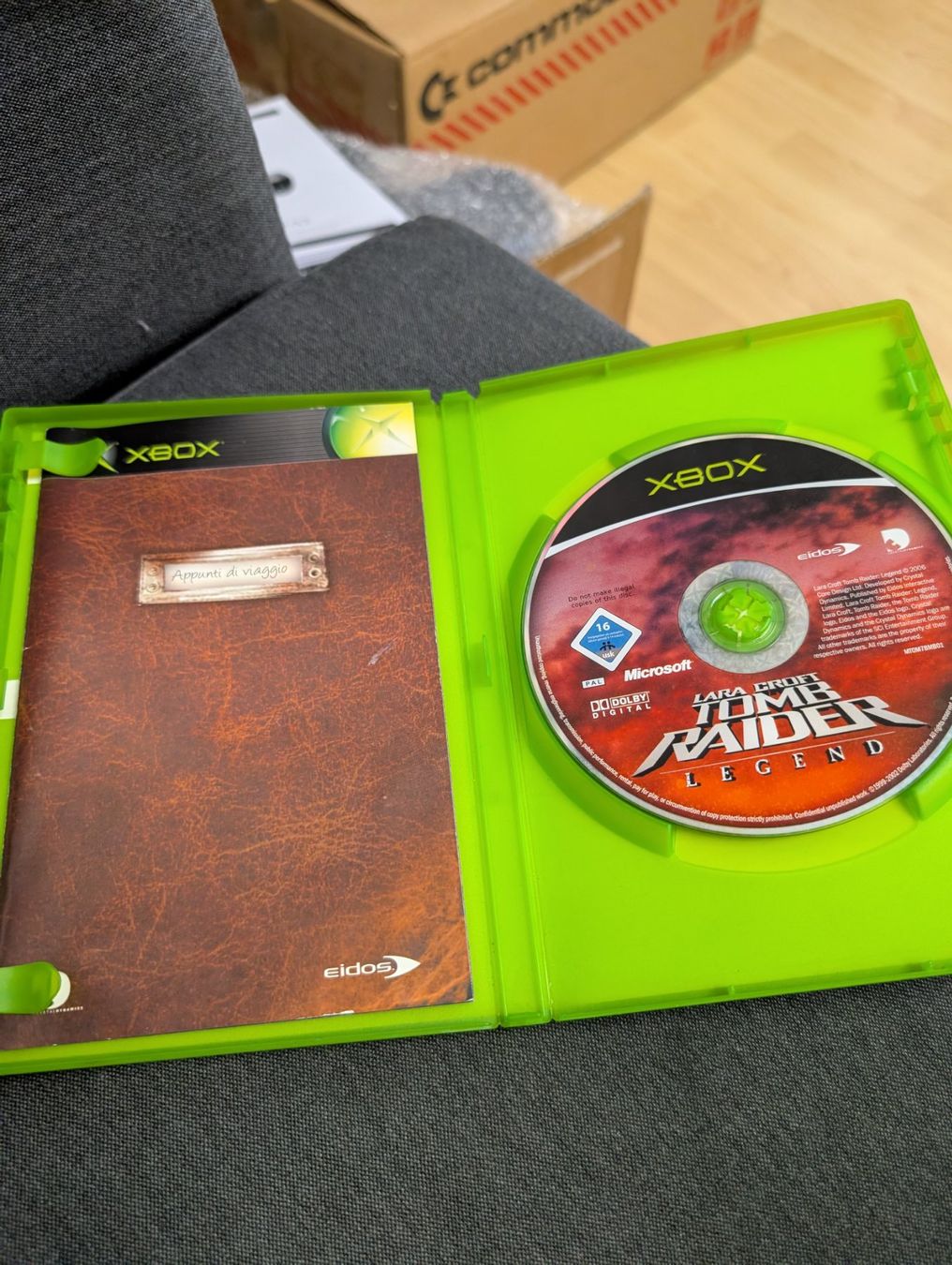 Giochi: Lara croft tomb raider Microsoft Xbox – Usato da Giubiasco venduto da Ticinerd 2
