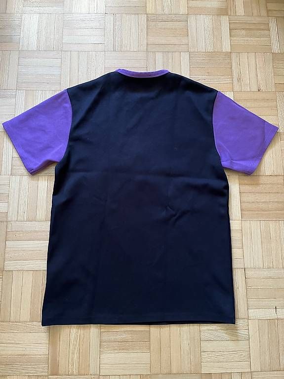 Acne Studios T-shirt: Acne Studios Short-sleeve Sweatshirt – Usato da Zürich venduto da rit_g825 1