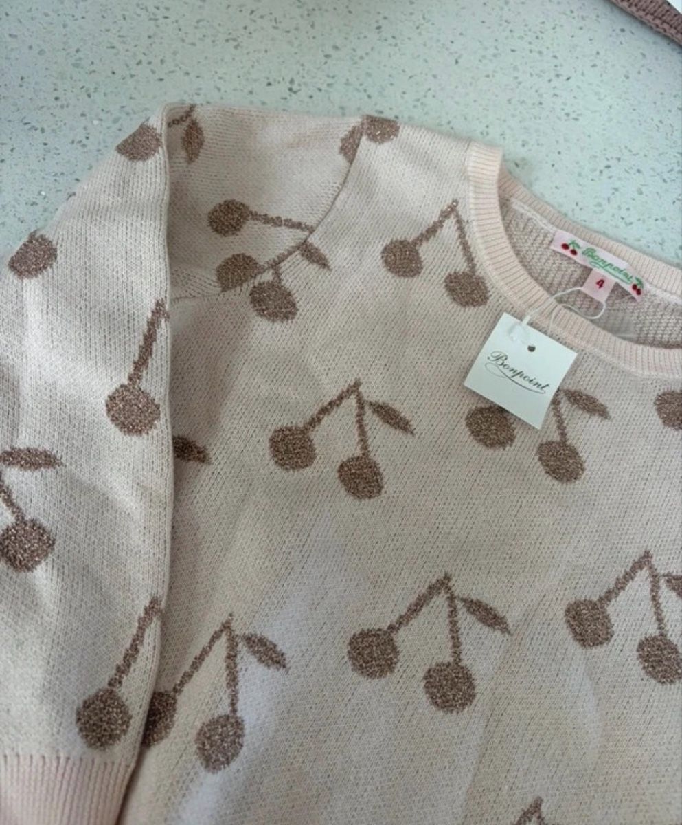 Bonpoint Pullover & Sweatshirts: Bonpoint cherry sweater size 4y – Neu (gemäss Beschreibung) aus Yverdon-les-Bains von pen_bbz8 1