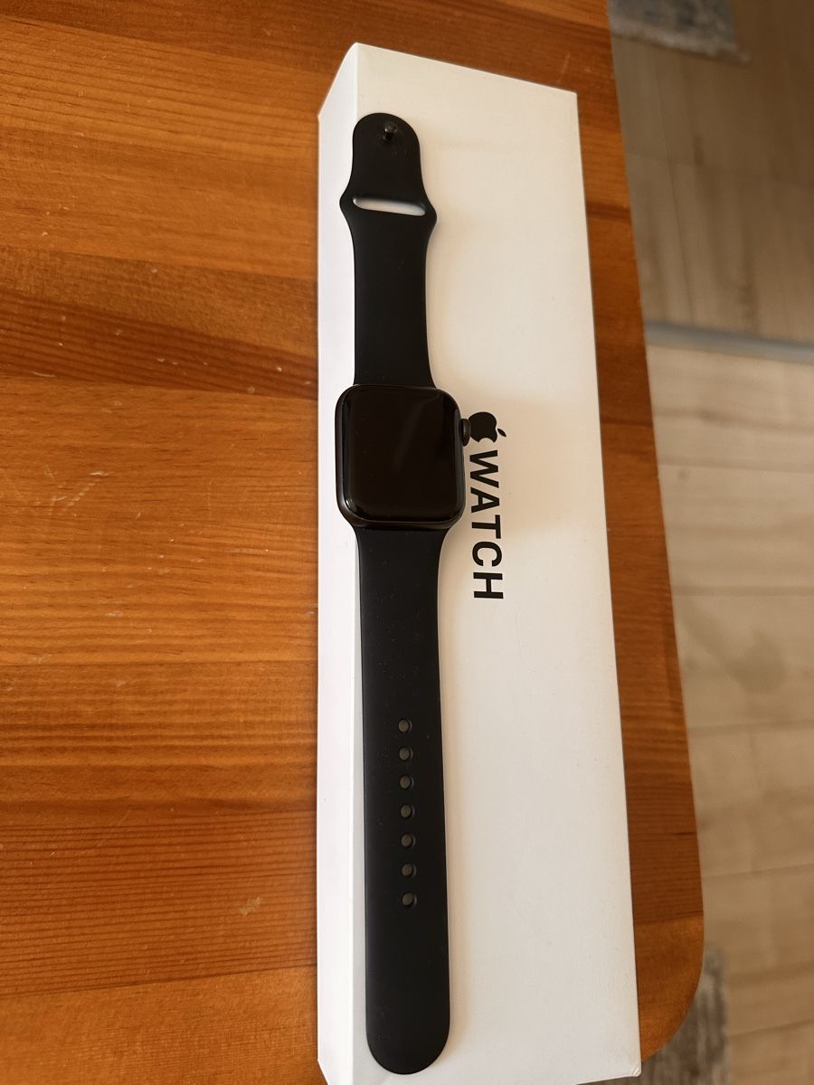 Apple Smartwatch: Apple Watch SE 1st Generation 40mm – Usato da Winterthur venduto da aykutkozandagi 2