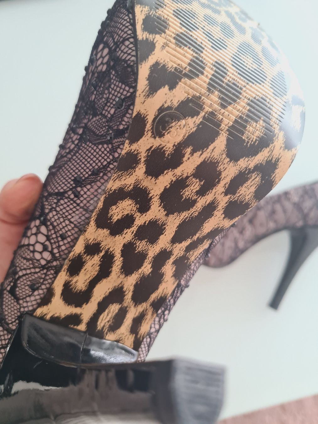 Scarpe da donna: Absatzschuhe mit Spitze, Gr. 36 – Nuovo (secondo la descrizione) da Zollikofen venduto da melanie057 3
