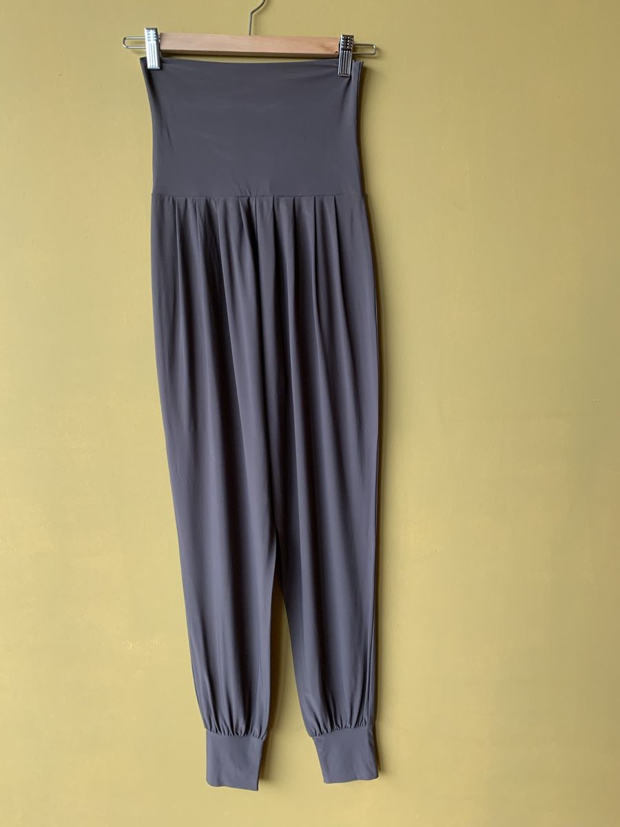 Hosen: Sommerhose Swiss Label – Gebraucht aus Abtwil SG von Fechtili 2