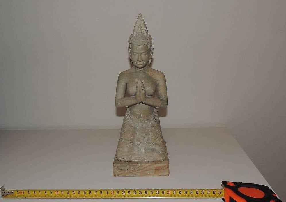 Skulpturen & Statuen: Bouddha en pierre taillée – Neu (gemäss Beschreibung) aus Soral von StefGeneva