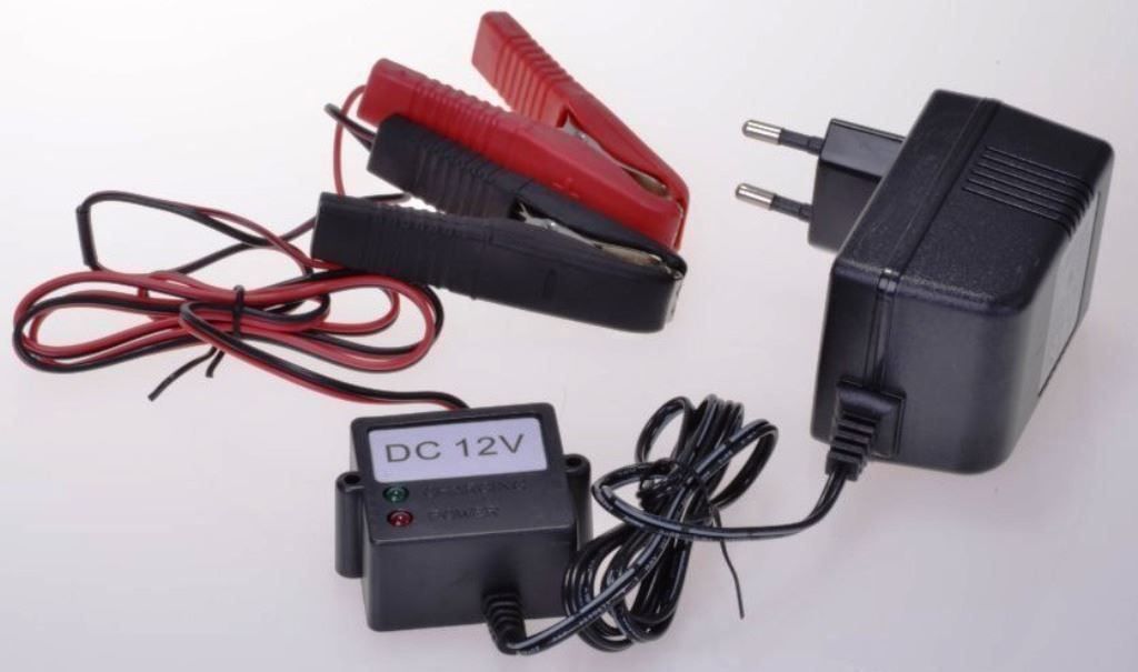 Caricatori & Batterie: Auto-Batterie-Erhaltungs-Ladegerät 12V – Nuovo e nell'imballaggio originale da St. Gallen venduto da schnaeppchen-preise