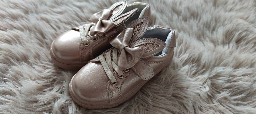 Scarpe per ragazze: Wunderschöne Mädchenschuhe - Grösse 25 – Nuovo e nell'imballaggio originale da Teufenthal AG venduto da Agnieszka93 2
