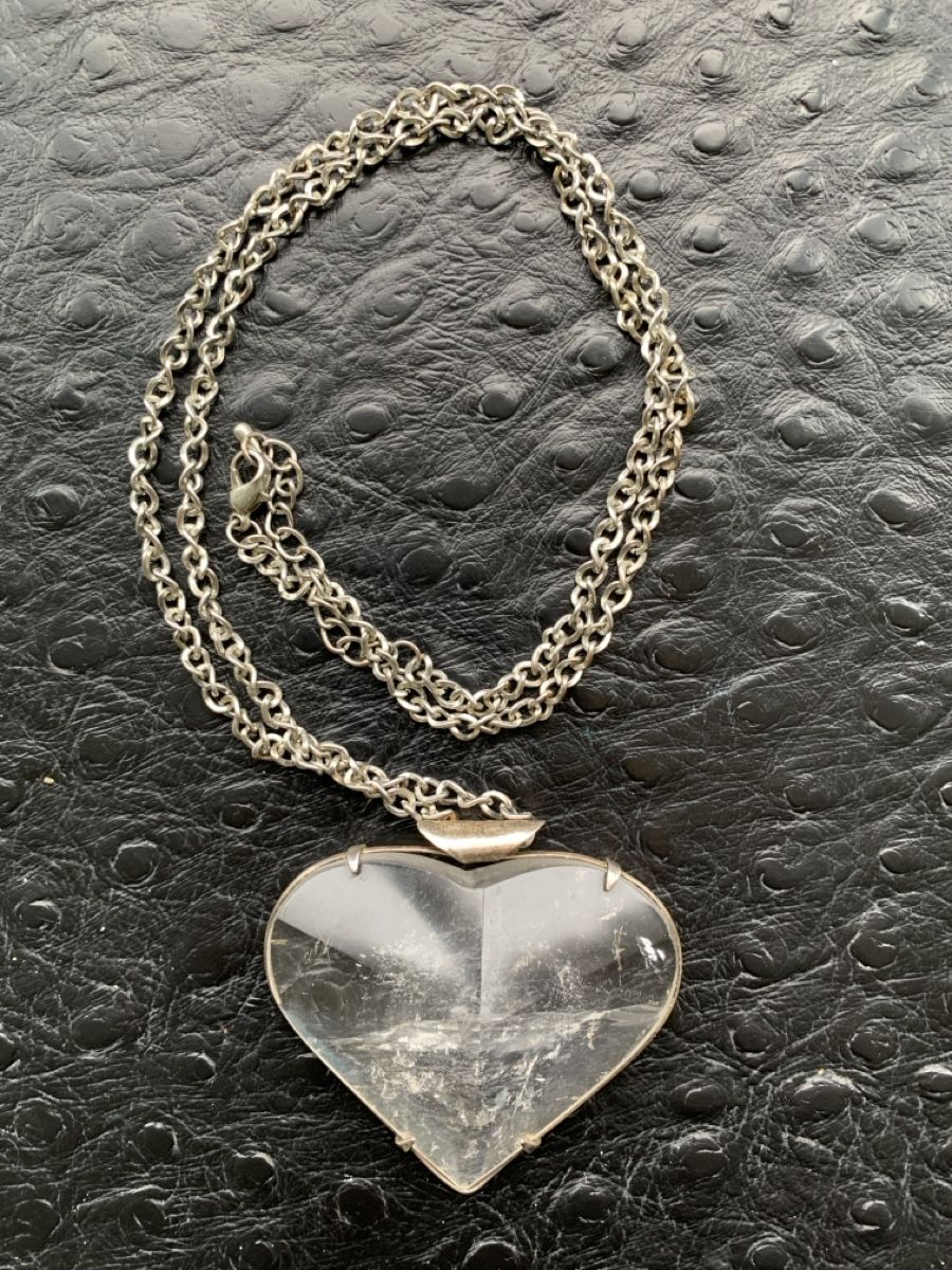 Catenine: Kristall Herz Kette – Usato da Birsfelden venduto da Exclusivity