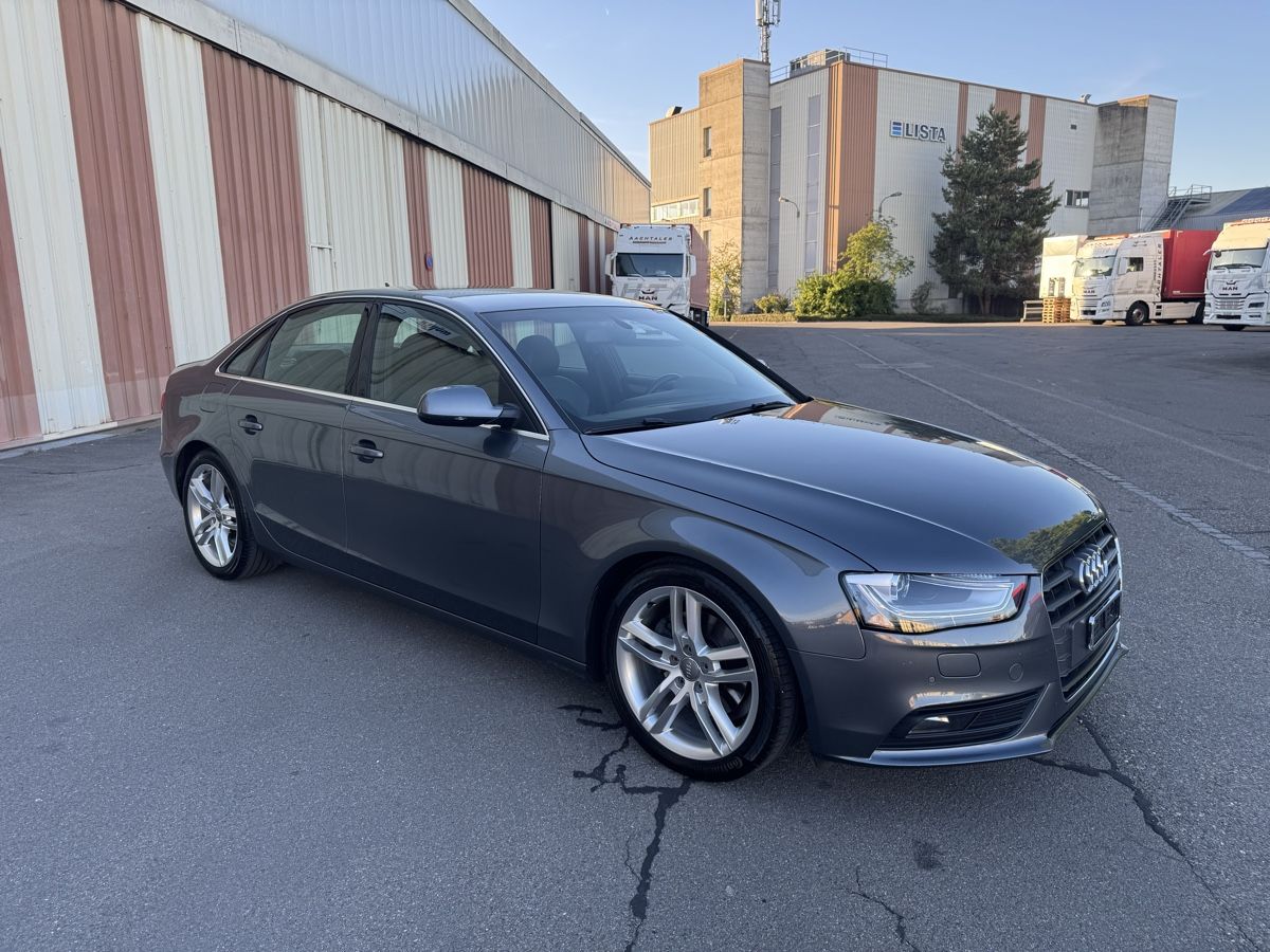 Audi Automobili: Audi A4 – Usato da Riedt b. Erlen venduto da WMDEM_wbg6 2