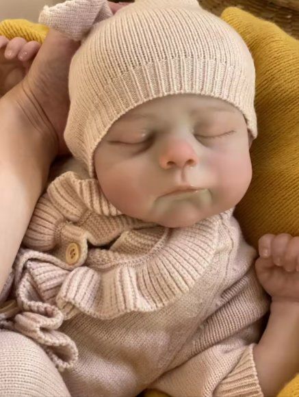 Bambole: Rebornbaby Puppe 48cm – Nuovo e nell'imballaggio originale da Amriswil venduto da Ravinvida 2