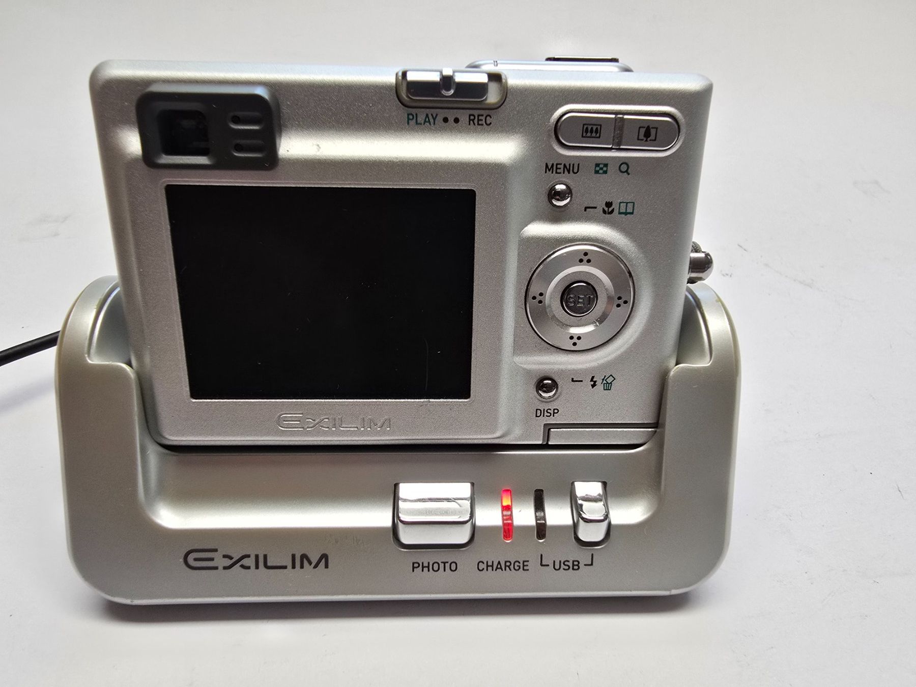 Casio Appareil photo: Digitalkamera CASIO EXILIM EX-Z3 mit 2GB SD-Card – D'occasion à Balgach par Zwickau01 9