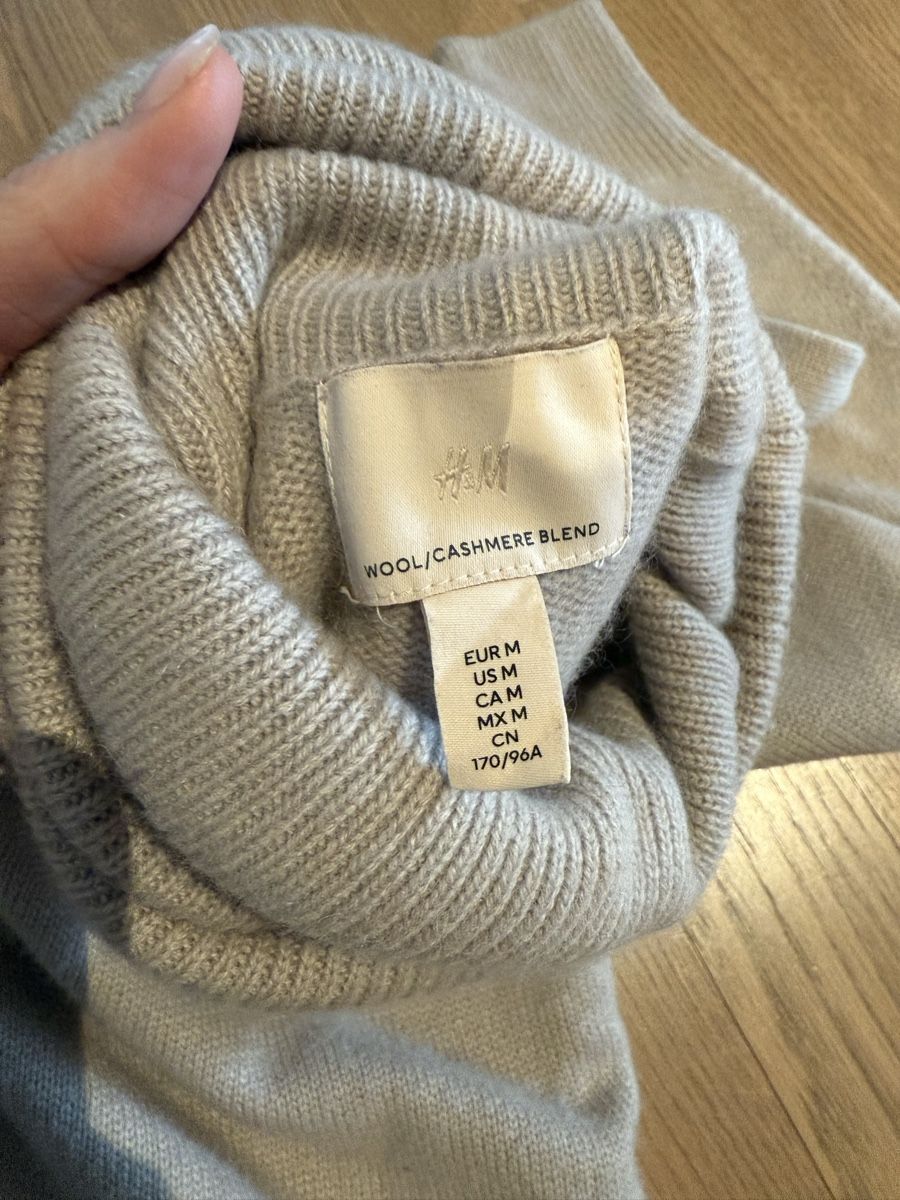 H&M Maglioni & Felpe: 70% Kaschmir Pullover von H&M, Grösse M! 30% wolle dicker – Usato da Ottenbach venduto da Suni_82 2