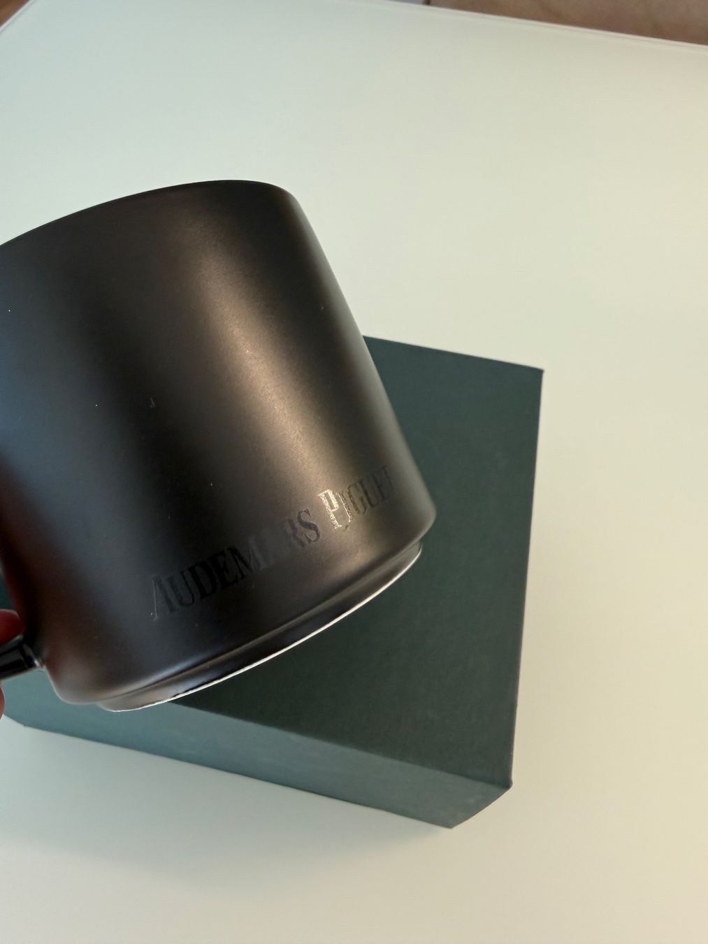 Tazze: Audemars Piguet Coffee Mug / Tasse - Selten – Nuovo e nell'imballaggio originale da Rain venduto da ThriftSHA 1