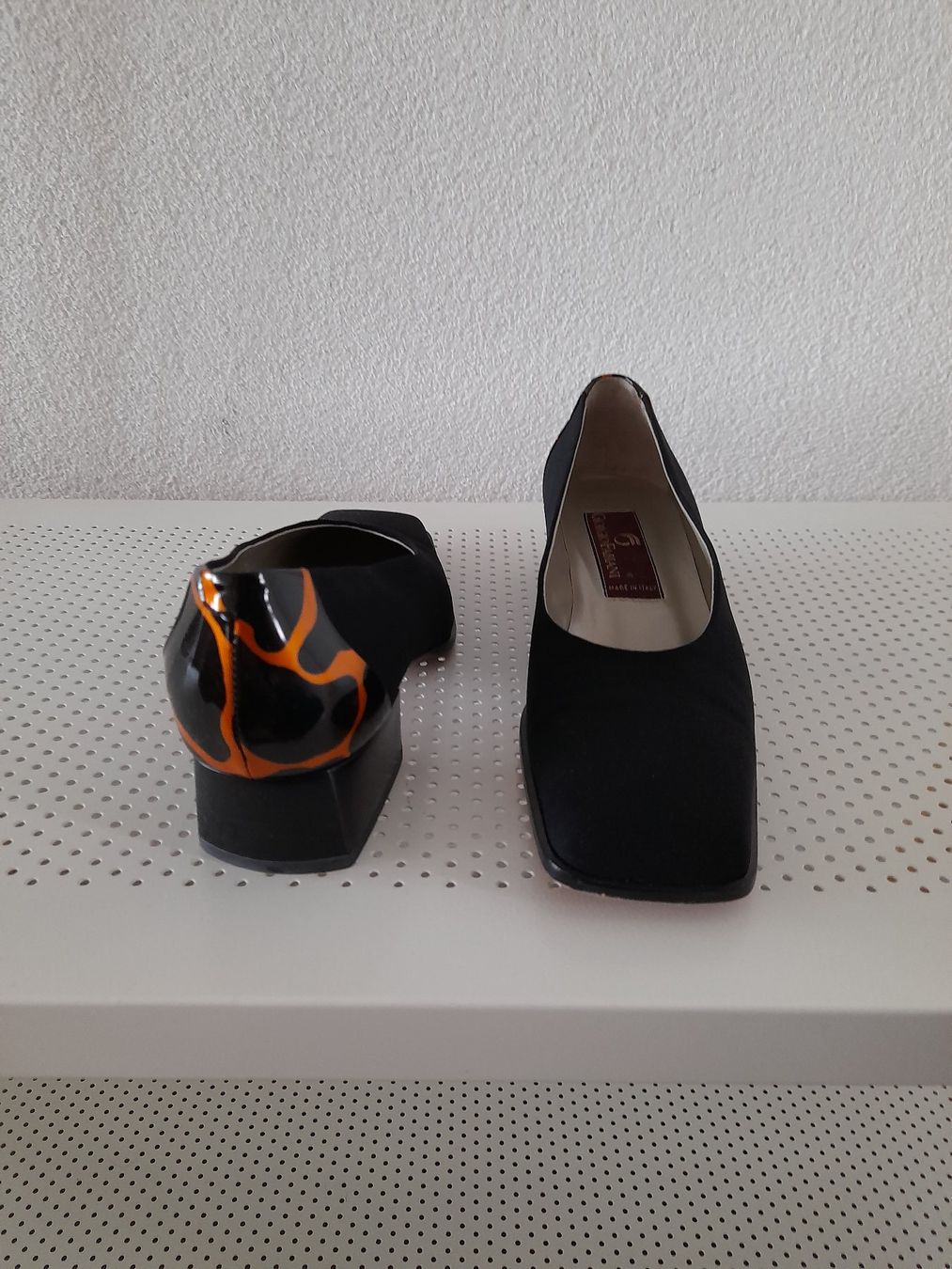 Damenschuhe: chaussures noires petits talons – Gebraucht aus Mont-sur-Lausanne von Pioutch 2