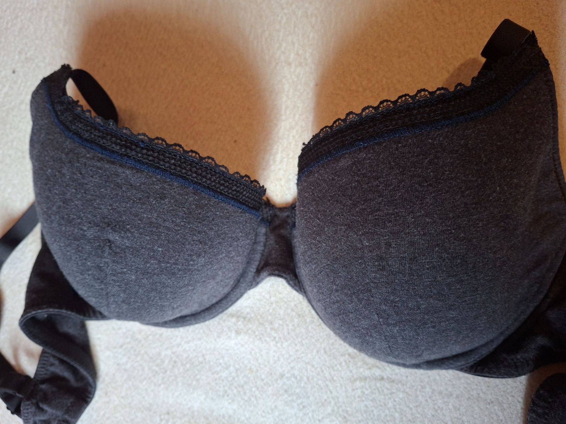 Altra biancheria intima: Soutien-gorge taille 80D 74% coton marque Kiabi – Usato da Villiers venduto da san_jn5w 1