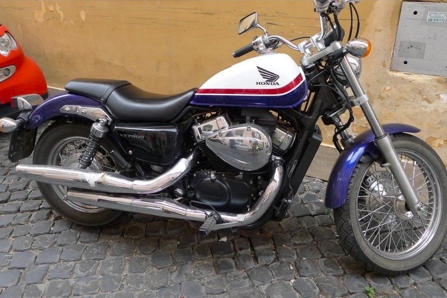 Honda Chopper: Magnifica e Rara Honda Shadow vt750s – Usato da Monte Carasso venduto da ant_ww67