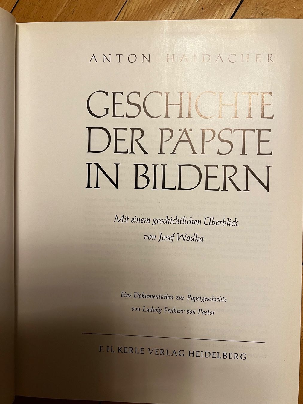 Bücher: Geschichte der Päpste in Bilder – Gebraucht aus Riehen von MaestroImperatore 1