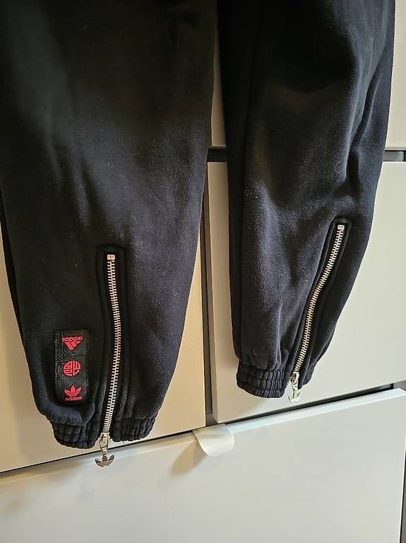 Pantaloni: Sporthose Adidas  – Usato da Neuenegg venduto da mak_rq67 3