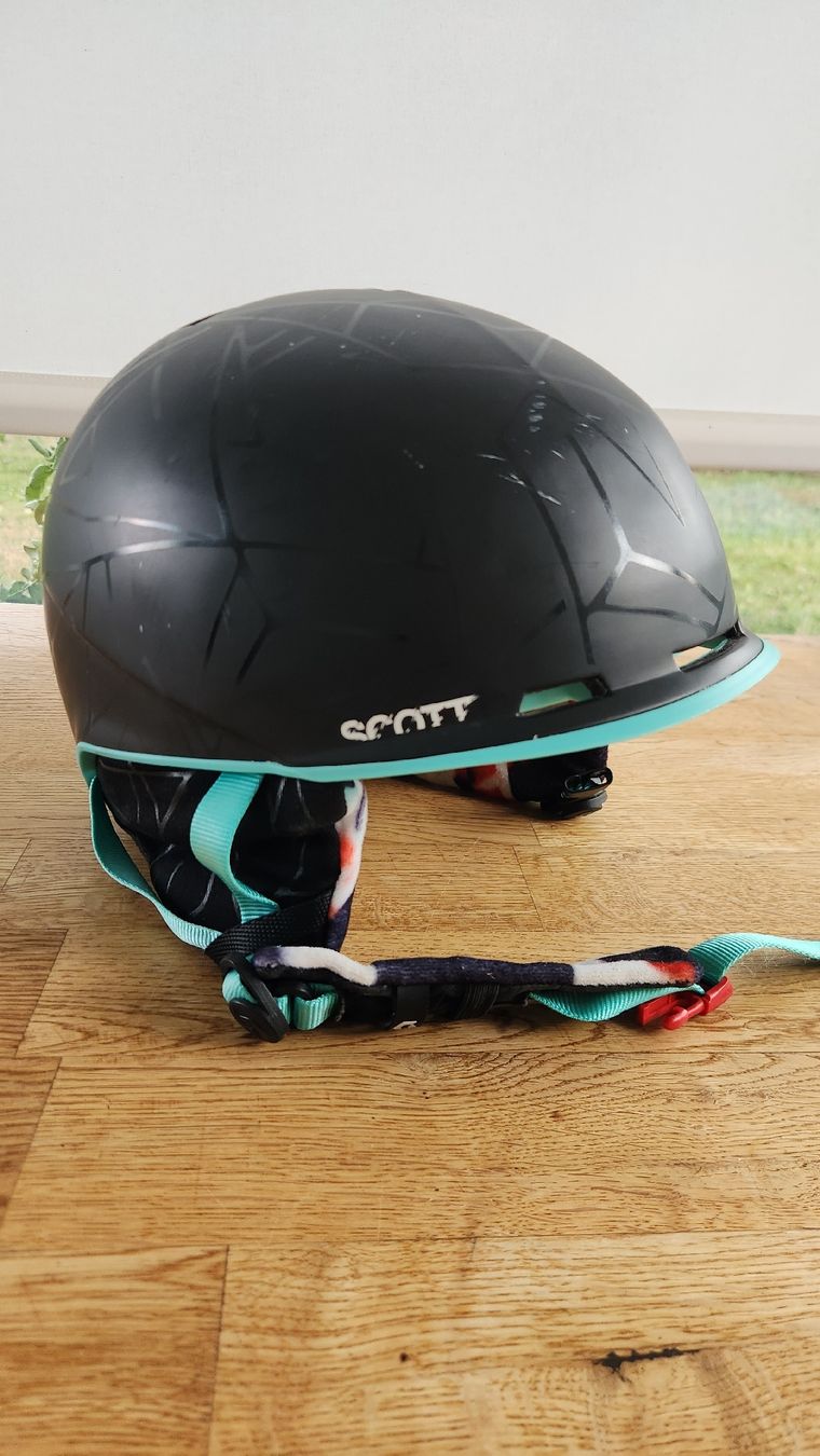 Scott Caschi: Casque snowboard/ski - Scott - noir - taille L – Usato da Bern venduto da Pascal92173 1