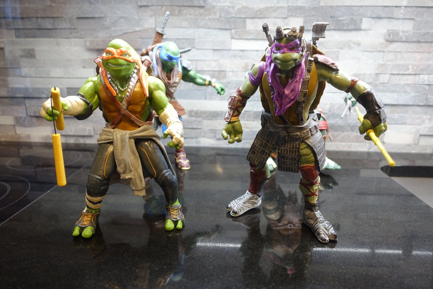 Statuette: 4 Stk. Turtles-Figuren – Usato da Belp venduto da Mazarron58 1