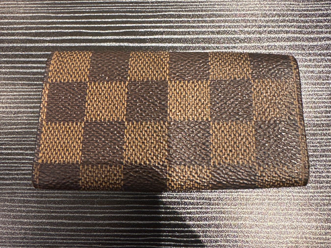 Louis Vuitton Portachiavi: Louis Vuitton Schlüsseletui - Nr. 1049 – Usato da Hittnau venduto da LuxAndMore 1