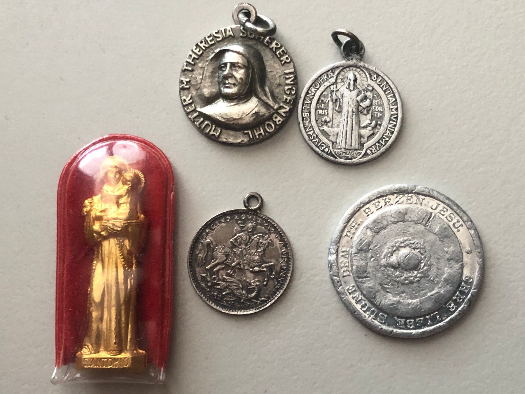 Ciondoli: Religiöse Abzeichen, Anhänger,Münze – Usato da Schötz venduto da Odpa