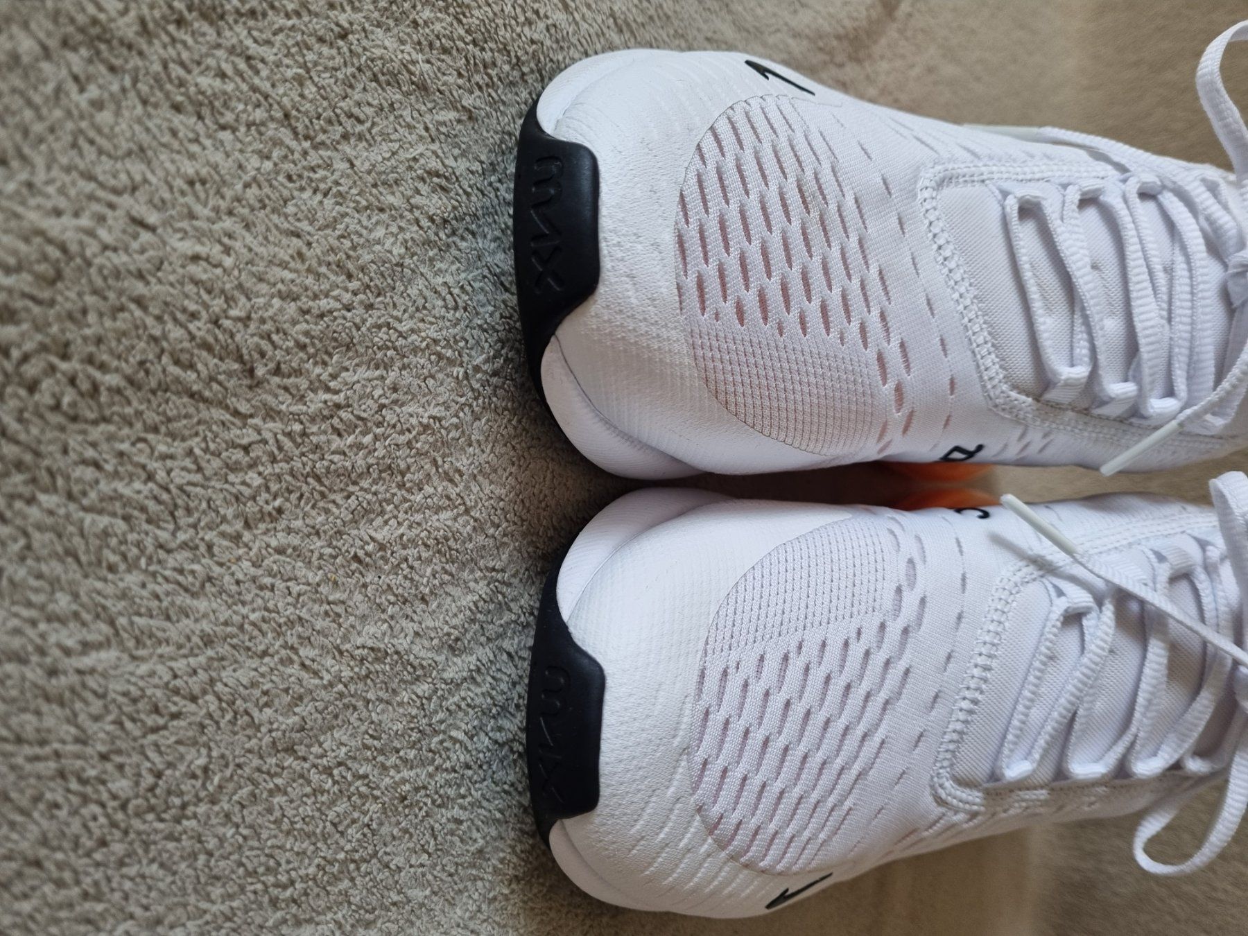 Nike Scarpe da uomo: NIKE AIR MAX 270, Grösse 42 – Nuovo (secondo la descrizione) da St Gallen venduto da vir_5kgt 8