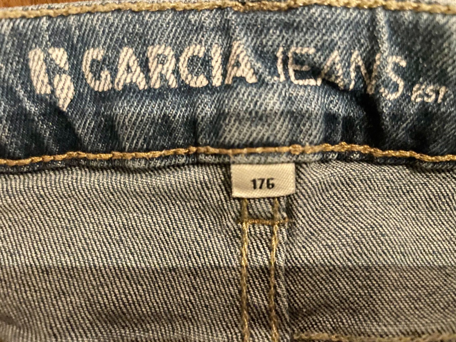 Pantaloni: Kurze Jeans Mädchen Garcia Gr. 176 – Usato da Fehraltorf venduto da Marlene4 2