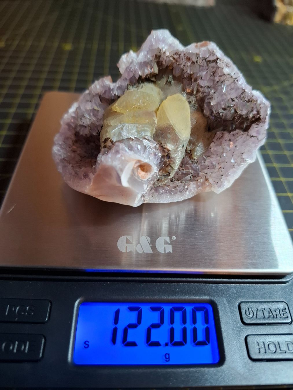 Minerali & Pietre curative: Amethyst mit Calcit – Usato da Zwieselberg venduto da Halifaxmendusli 1