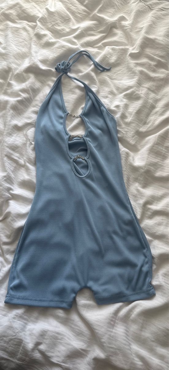 Shein Tute: Sommerlicher, hellblauer Playsuit mit Kettendetails, S – Usato da Kappel SO venduto da fus_5ynp