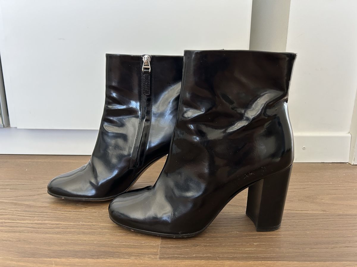 Bally Damenschuhe: Bally boots size 38 leather – Gebraucht aus Epalinges von kat_lyp6