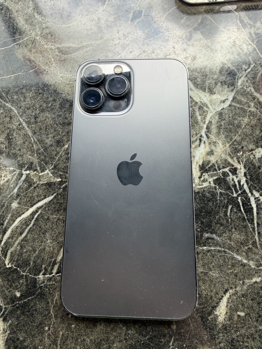 Apple Telefoni cellulari / Smartphones: iPhone 13 Pro Max 256GB, und iPhone 12 Pro Max 128GB – Usato da Zürich venduto da dus_9cwm 1
