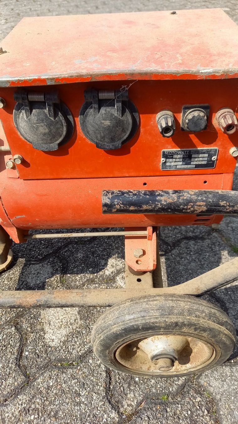 Generatori di corrente: Stromgenerator MAG Motor 1,5 KVA – Usato da Zuzgen venduto da Besu1 2