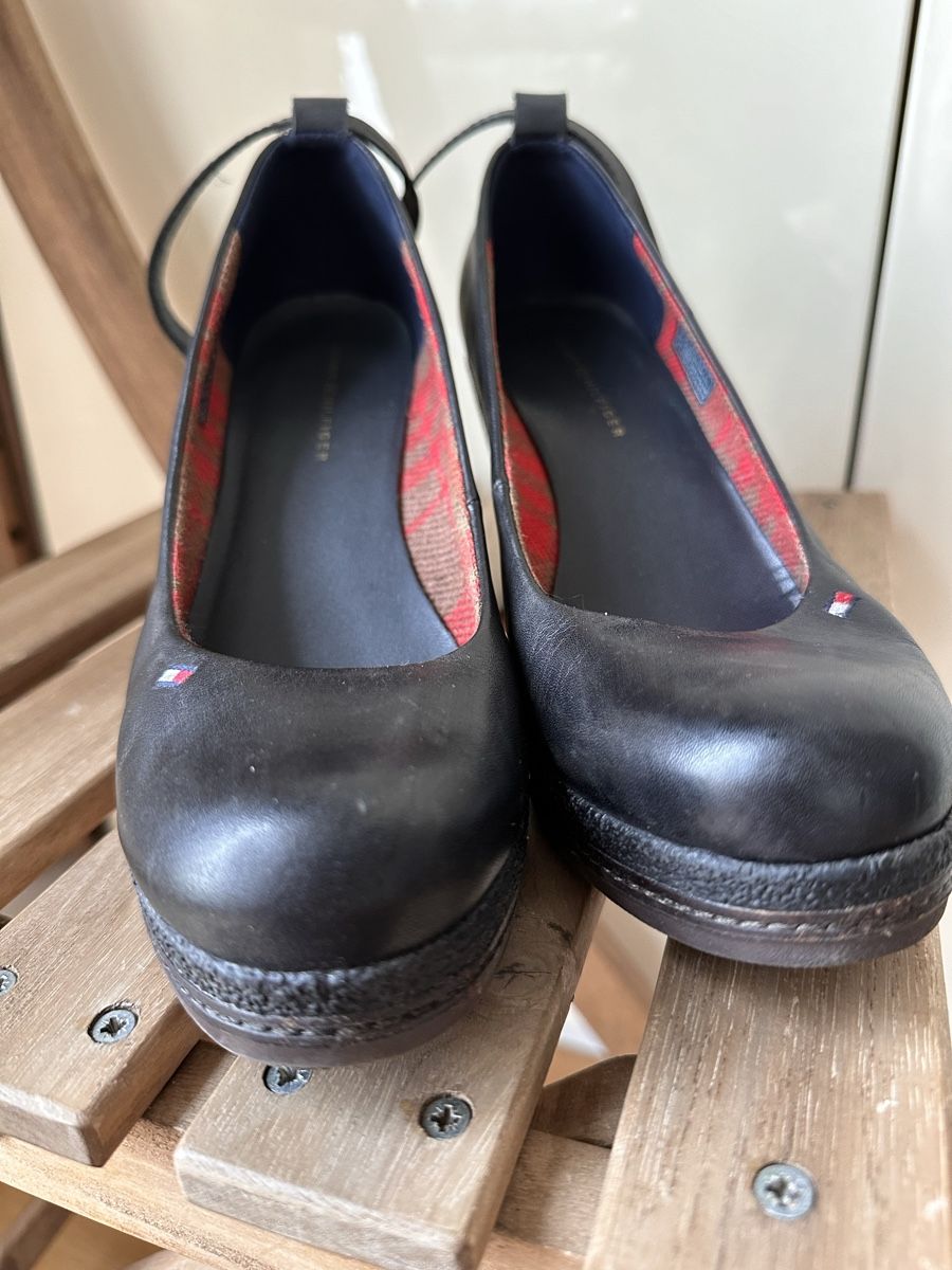 Tommy Hilfiger Scarpe da donna: Tommy Hilfiger Wedges EU 38 – Usato da Horgen venduto da ger_2y92