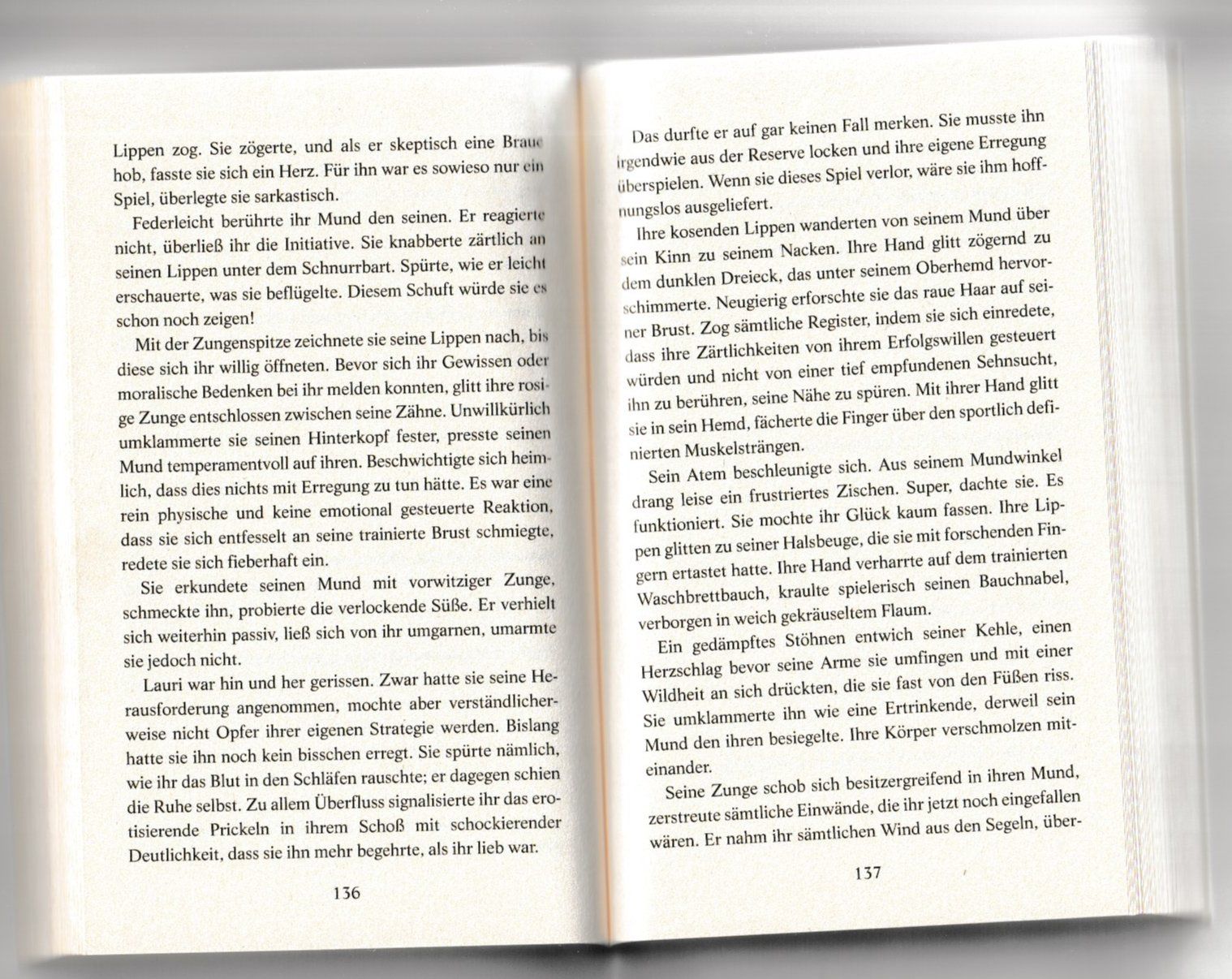 Libri: Sandra Brown : Wie ein Ruf der Stille – Usato da Ruggell venduto da Masescha 1