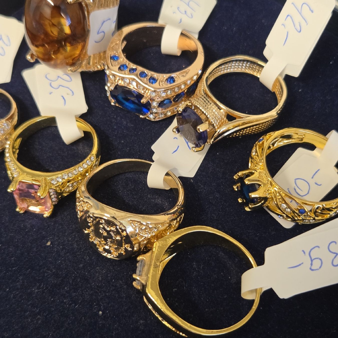 Sonstiger Schmuck: 8 Neue schöne Ringe.. – Neu (gemäss Beschreibung) aus Stans von Ducati16 2