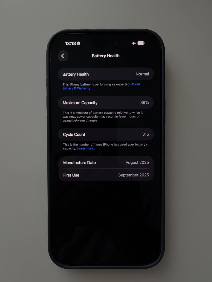 Apple Telefoni cellulari / Smartphones: iPhone 17 Pro Max 256GB Deep Blue – Usato da Le Grand-Saconnex venduto da bat_z7db 1
