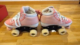 chaya kismet barbie Patin rollschuhe
