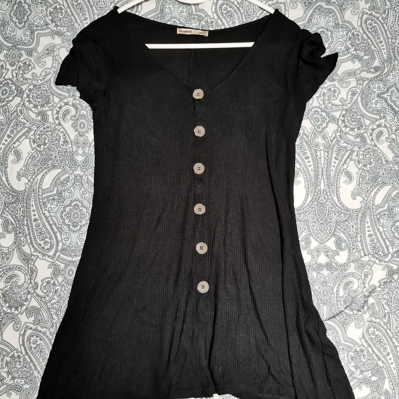Pull&Bear Vestiti: Marine Blau geripptes Sommerkleid mit Knöpfen Pull&Bear – Nuovo (secondo la descrizione) da Ringgenberg BE venduto da Vinyl.Love 3