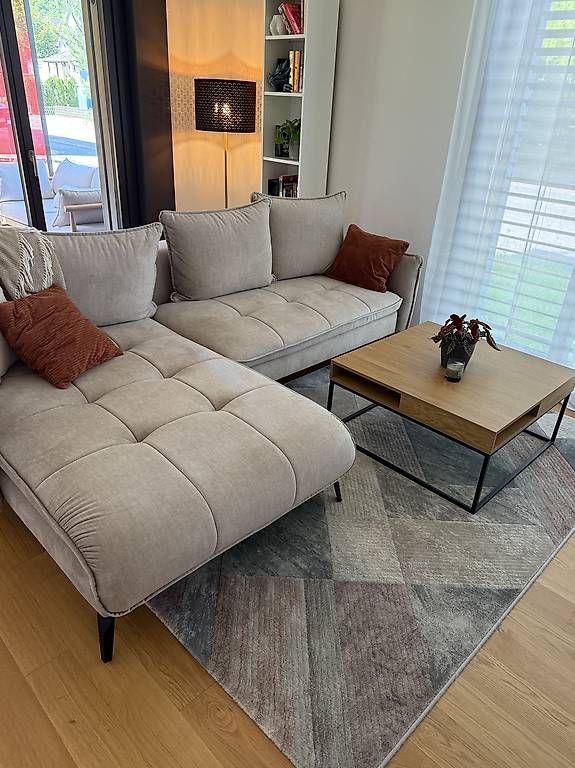 Divani: Ecksofa beige mit Bettfunktion (super Zustand) – Nuovo (secondo la descrizione) da Winterthur venduto da JazzyK90