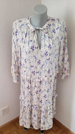 Kleid Blumen von VILA Gr. 40 Hippie Boho Chic