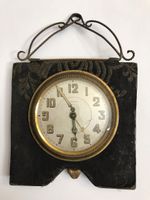 Très jolie ancienne horloge à suspendre de marque MARNIA
