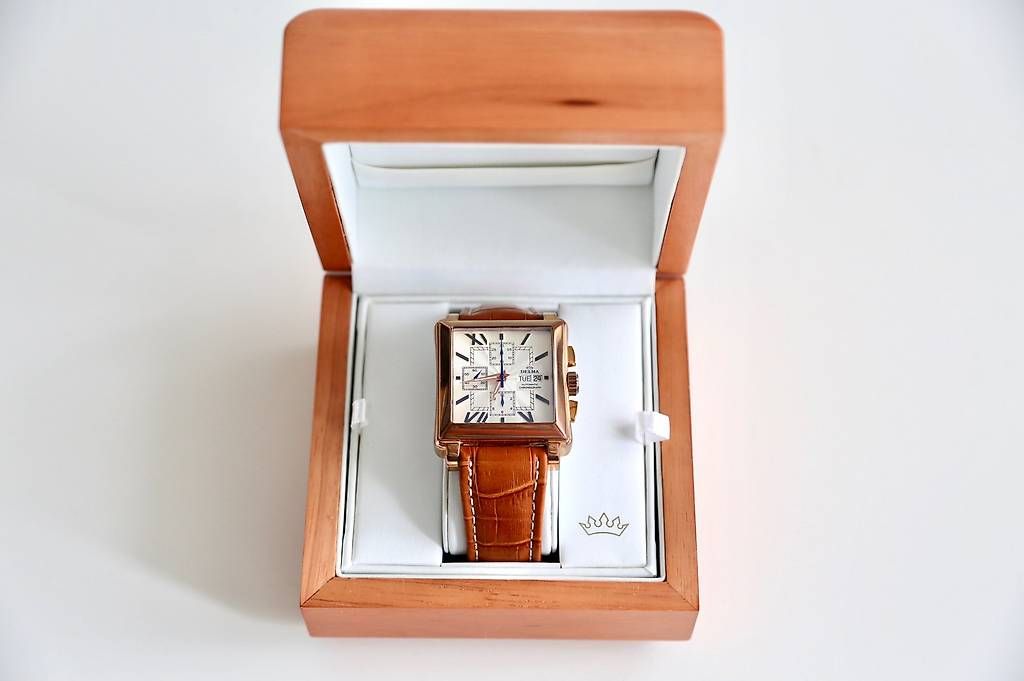 Delma Uhren: Delma Chronograph – Neu (gemäss Beschreibung) aus Reinach BL von Han-Numismatik 7