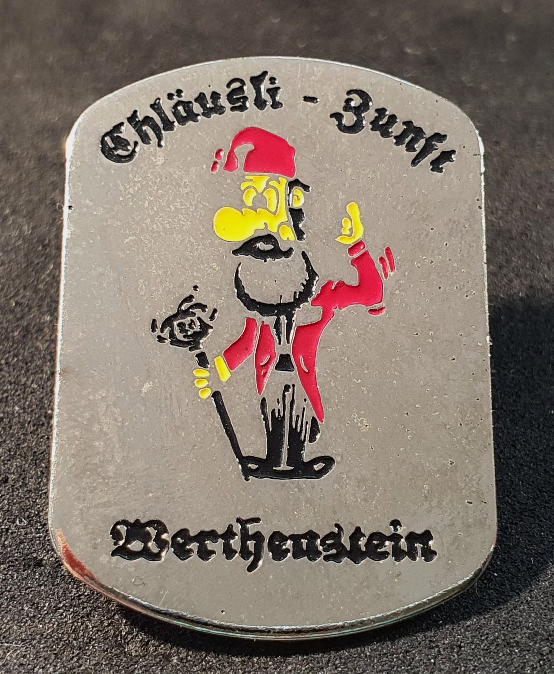 Plaketten & Abzeichen: Y788 - Pin Chläusli Zunft Werthenstein – Gebraucht aus Reinach BL von Boston-Verkauf