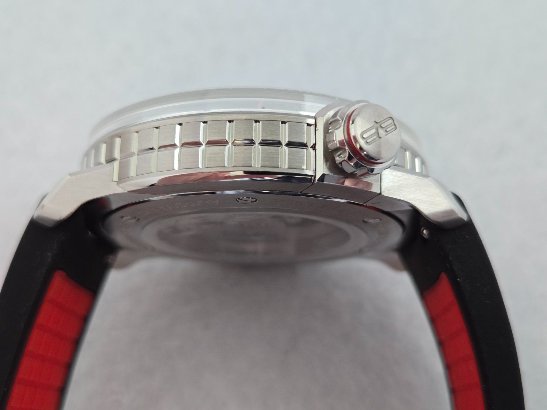 Bomberg Uhren: Bomberg BB-01 automatic red – Neu (gemäss Beschreibung) aus Chabrey von Horology 5