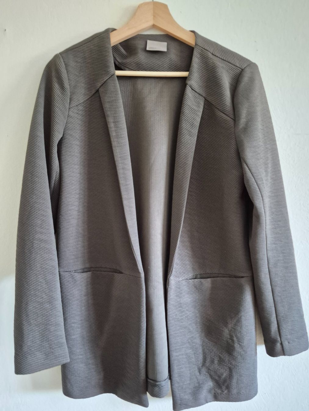 Vero Moda Jacken: Vero Moda offener Blazer Gr. L, khaki – Gebraucht aus Winterthur von EH47